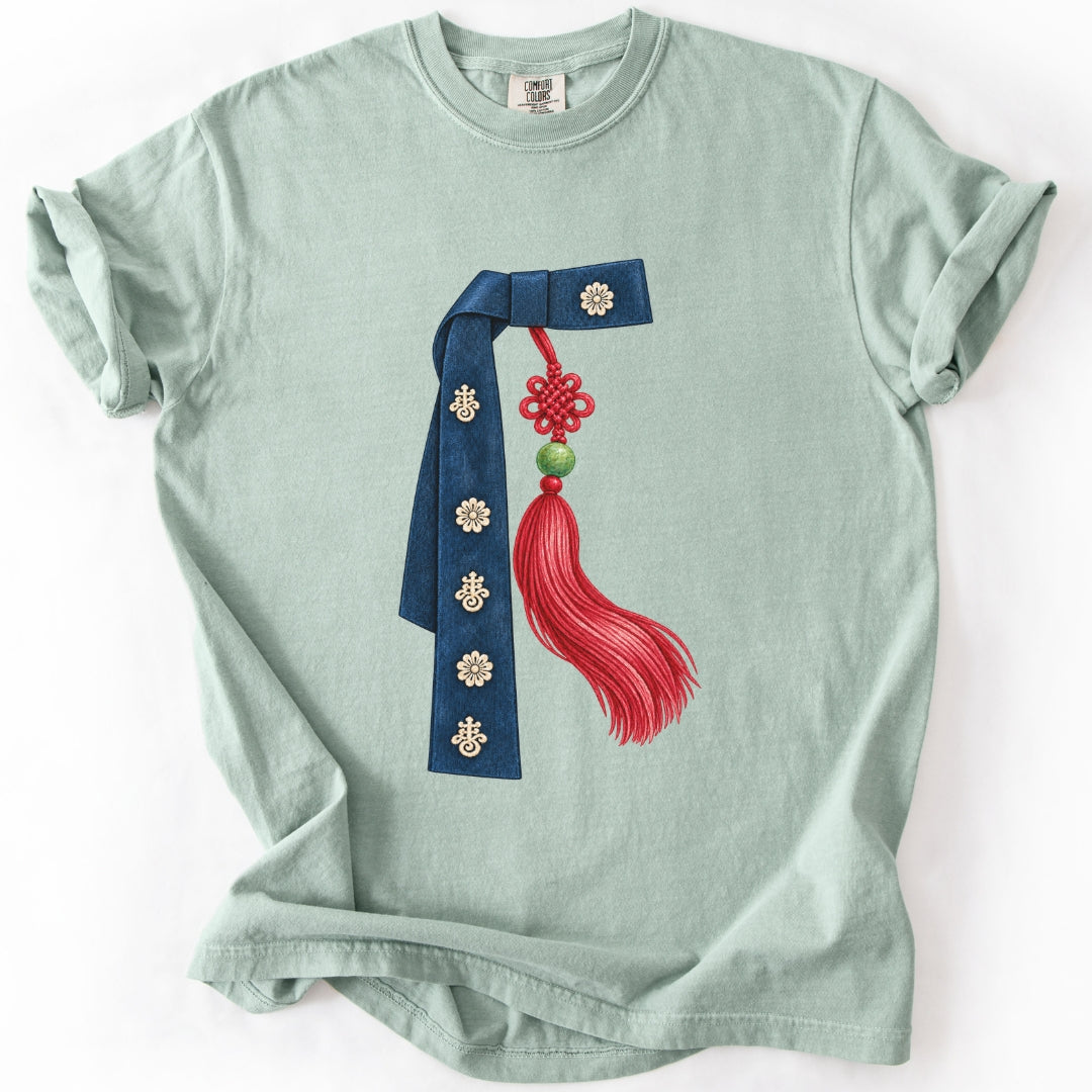 옷고름 & 노리개 | Korean Hanbok T-Shirt