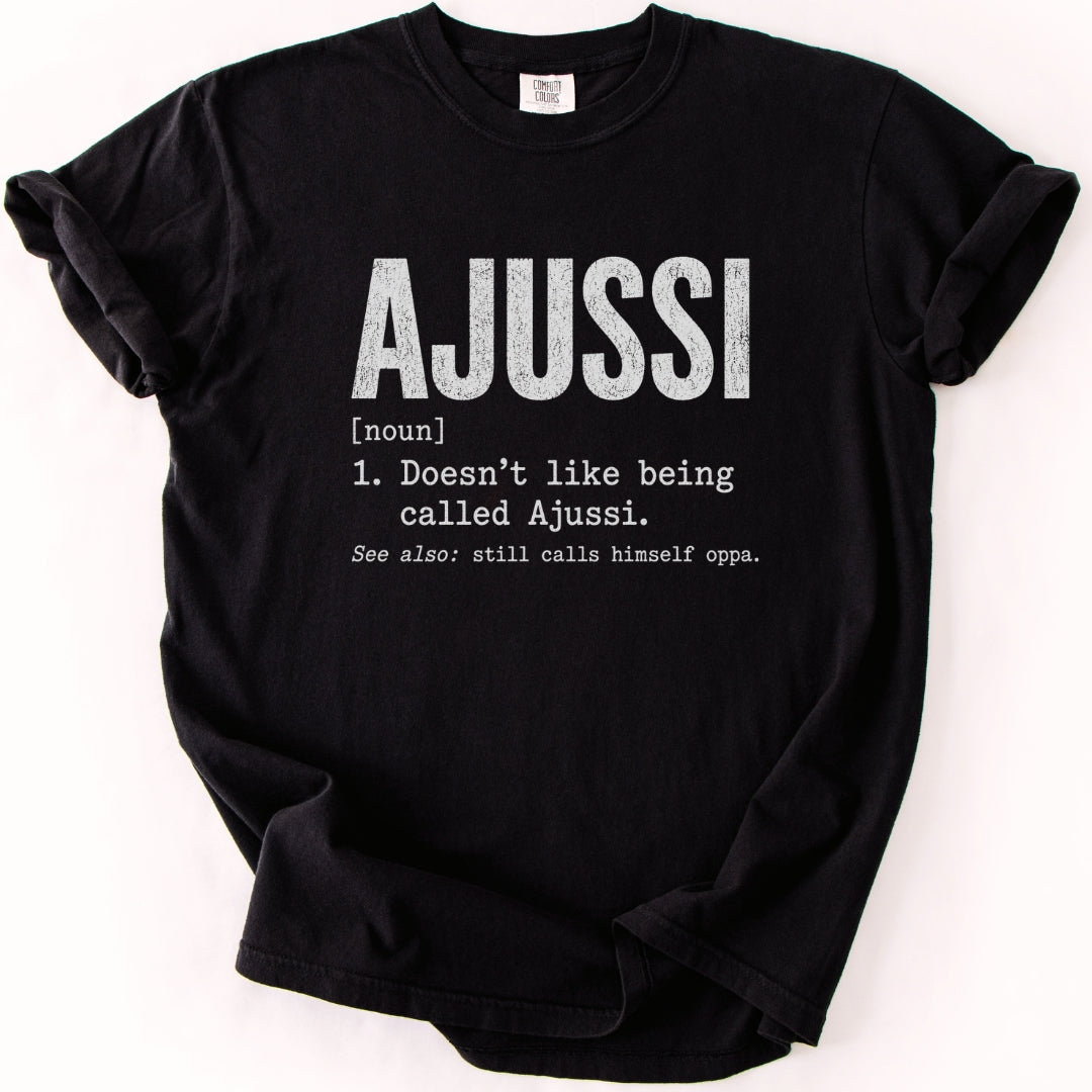 AJUSSI Definition | Funny Korean Man T-Shirt