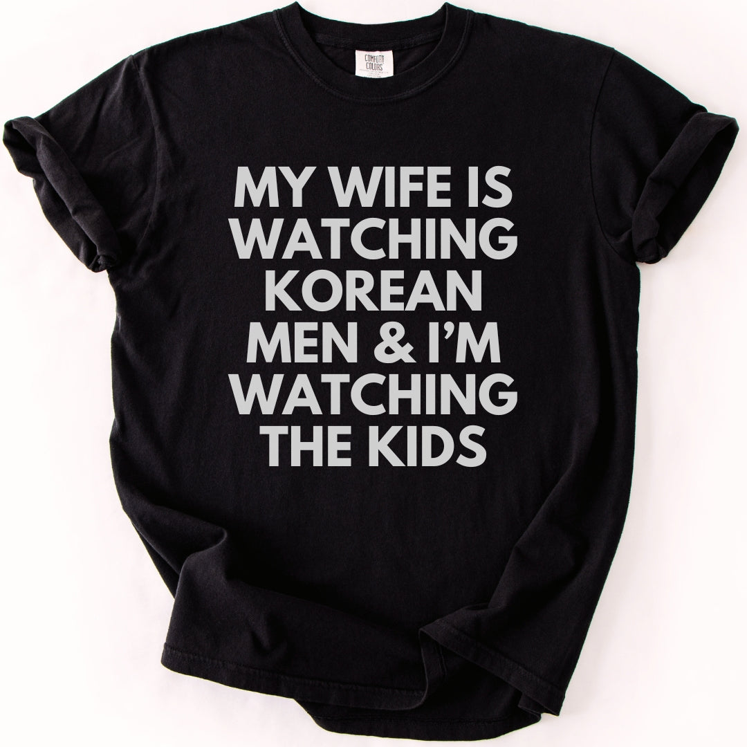 I’m Watching the Kids | Funny K-Drama & K-Pop T-Shirt