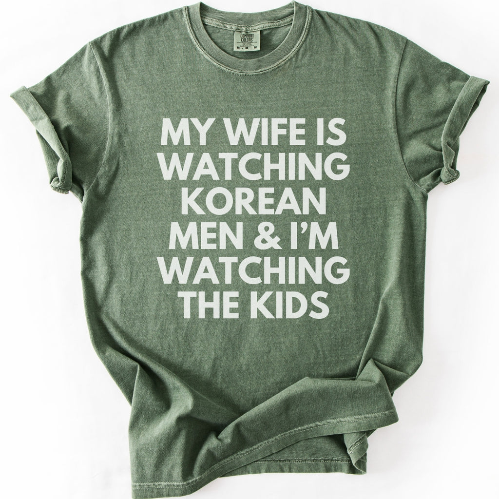I’m Watching the Kids | Funny K-Drama & K-Pop T-Shirt