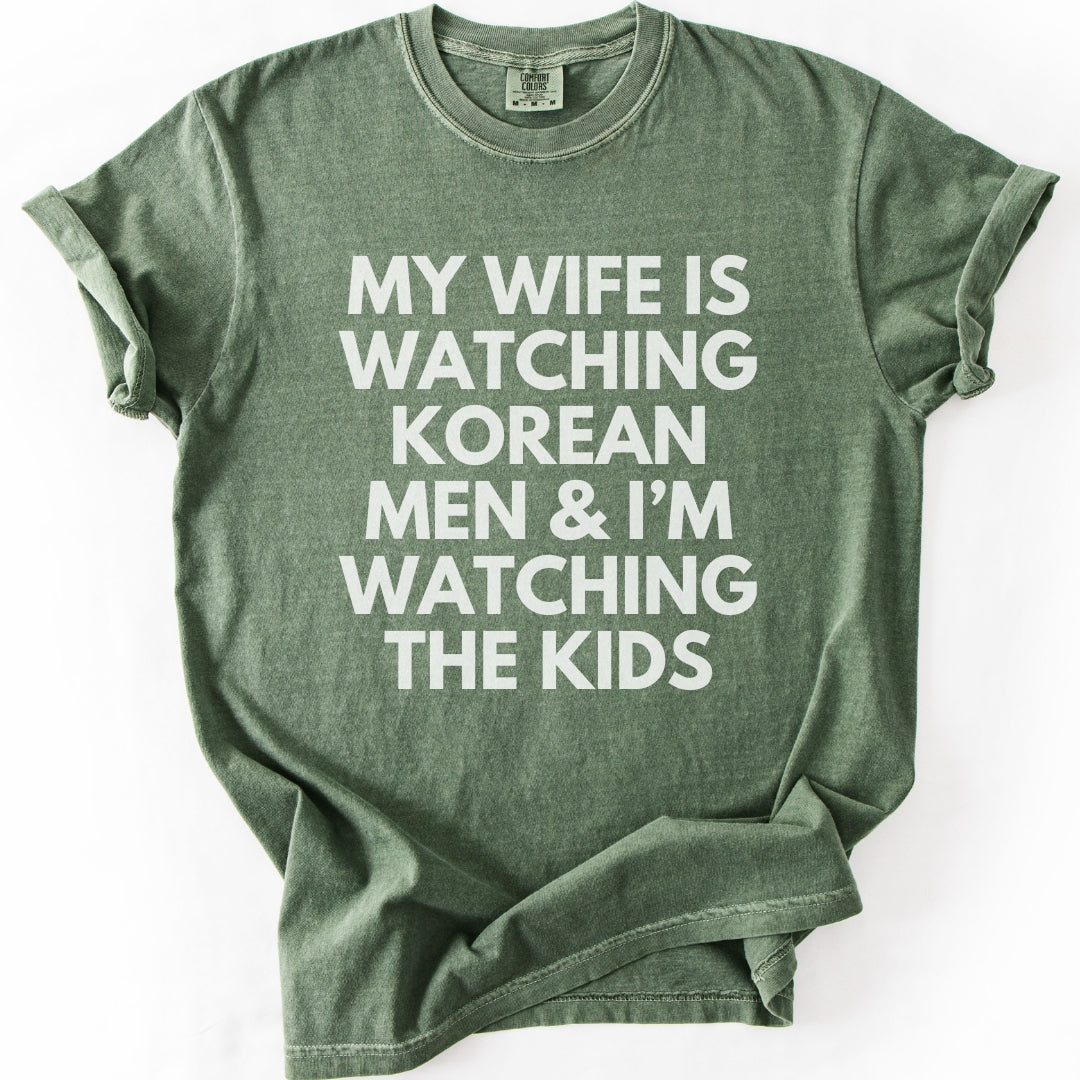 I’m Watching the Kids | Funny K-Drama & K-Pop T-Shirt