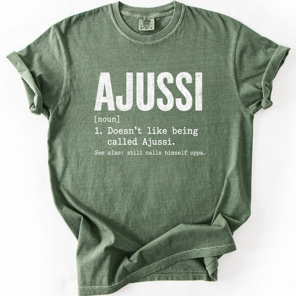 AJUSSI Definition | Funny Korean Man T-Shirt