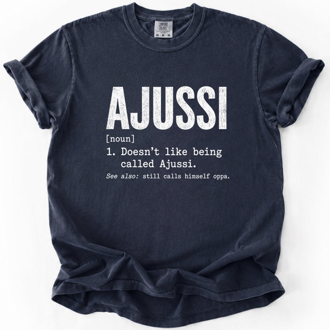 AJUSSI Definition | Funny Korean Man T-Shirt
