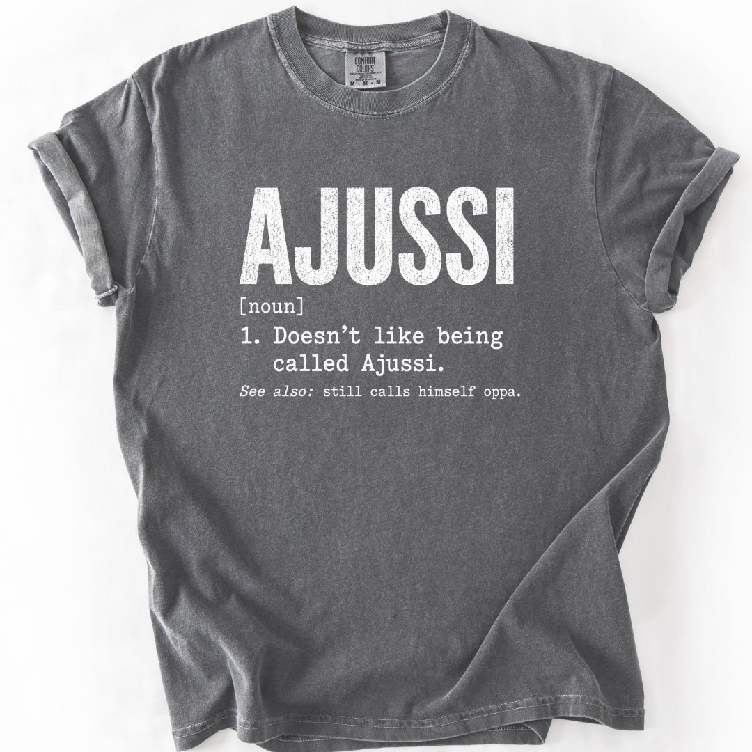 AJUSSI Definition | Funny Korean Man T-Shirt