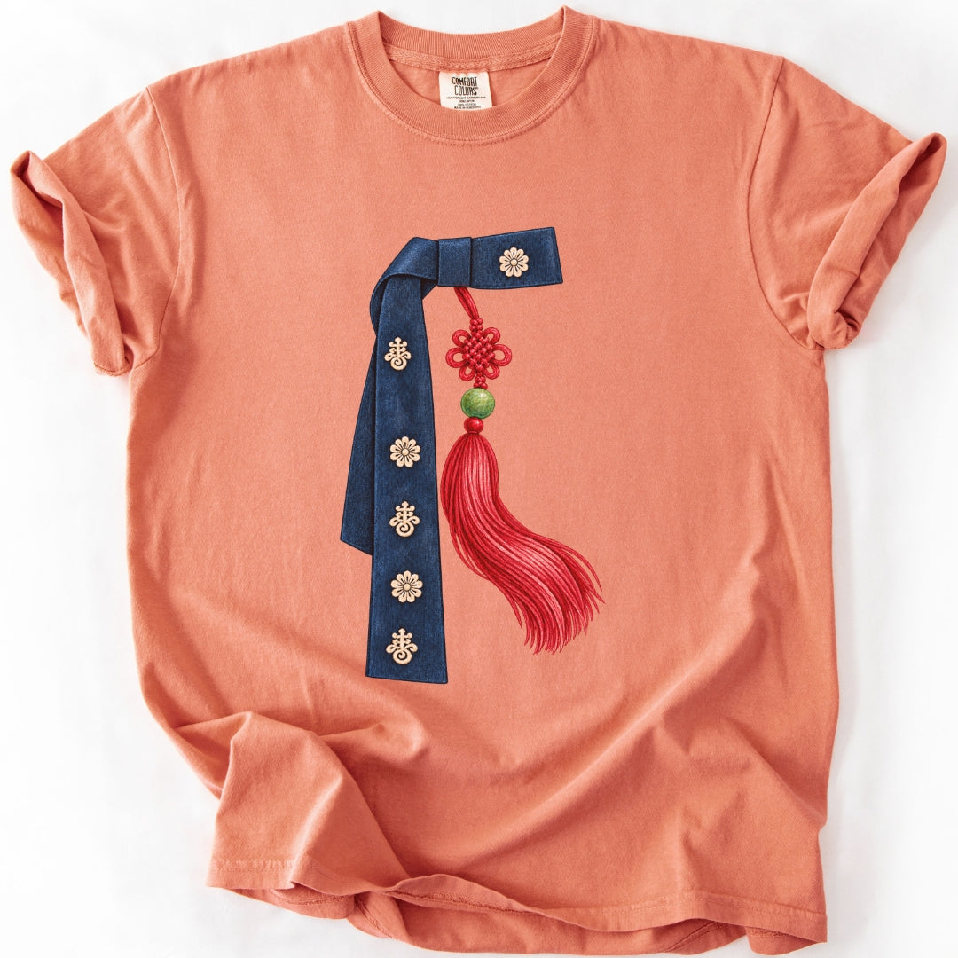 옷고름 & 노리개 | Korean Hanbok T-Shirt